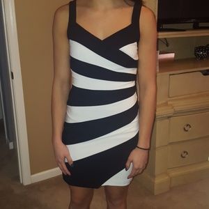 Womens Instantly Slimming Dress